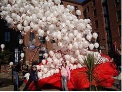 Ankara u�an balon b�rakma